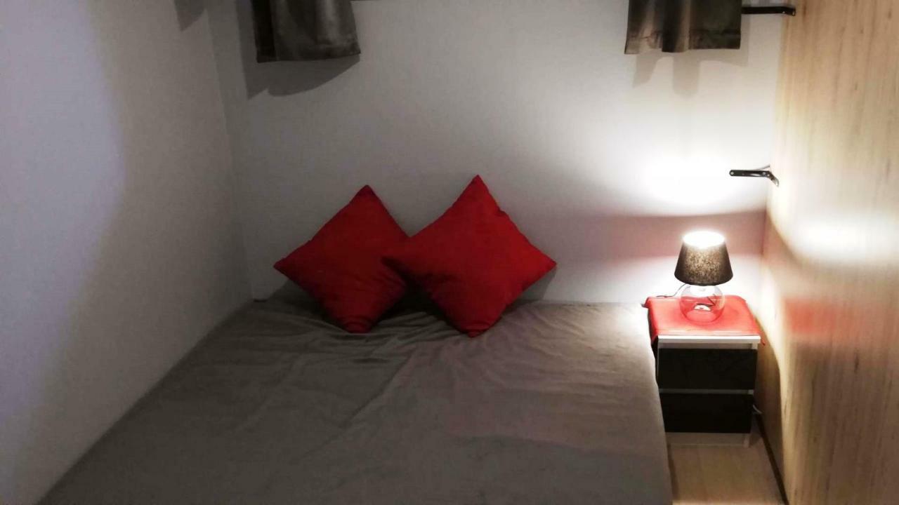 Apartament Bielany Oczapowskiego ワルシャワ エクステリア 写真