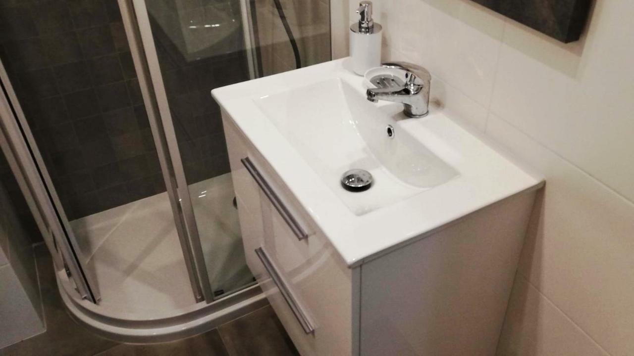 Apartament Bielany Oczapowskiego ワルシャワ エクステリア 写真